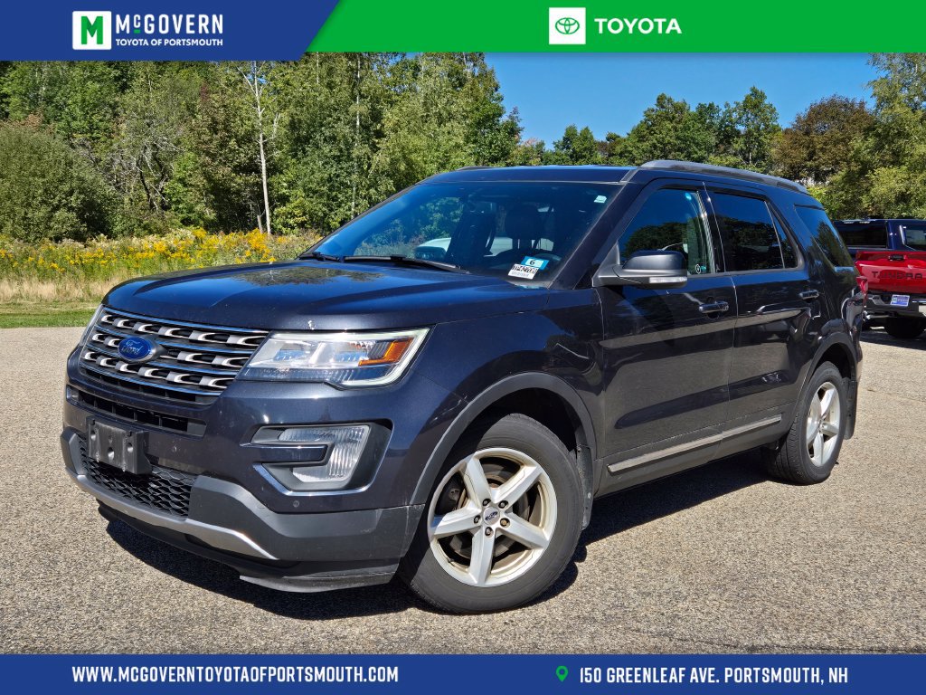 Used 2017 Ford Explorer XLT w/ Equipment Group 202A AWD/4WD image 1