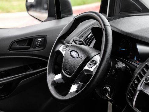 Used 2020 Ford Transit Connect XL FWD image 10