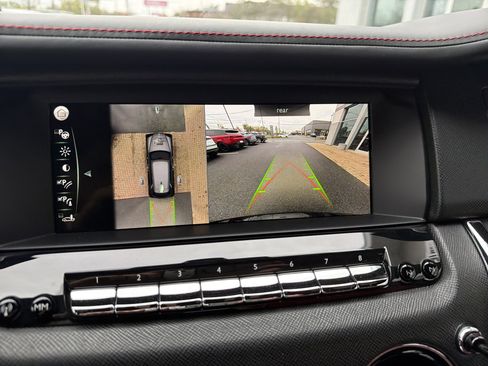 Certified 2023 Rolls-Royce Cullinan w/ Cullinan Package image 13