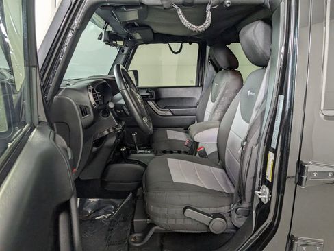 Used 2017 Jeep Wrangler Unlimited Sport w/ Quick Order Package 24S image 13