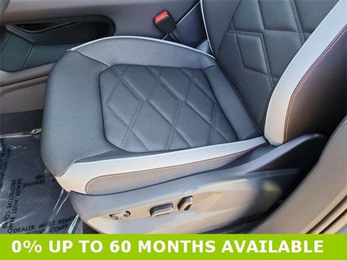 New 2026 Volkswagen Atlas Peak Edition image 15