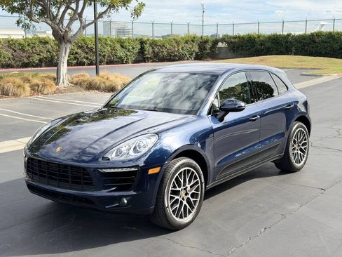 Used 2017 Porsche Macan S AWD/4WD image 2