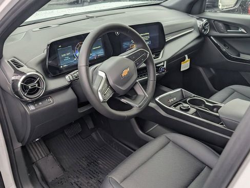New 2026 Chevrolet Equinox LT w/ Convenience Package II image 12