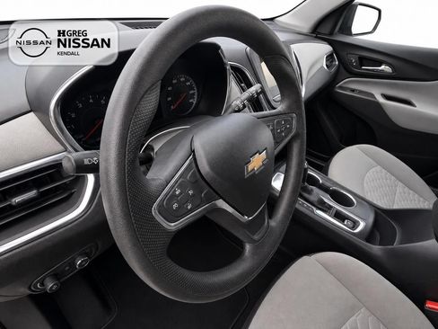 Used 2019 Chevrolet Equinox LS w/ LPO, Cargo Package FWD image 9