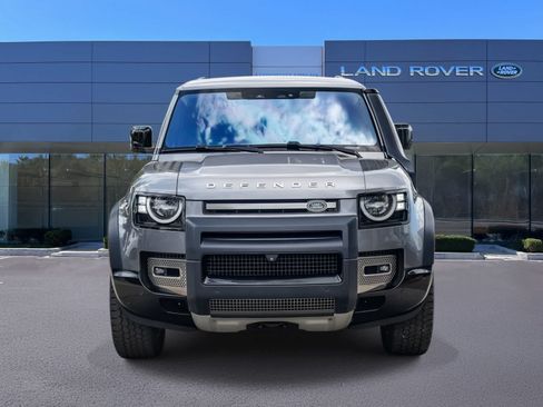 Used 2022 Land Rover Defender 110 S AWD/4WD image 2
