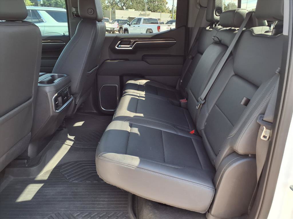 Certified 2023 Chevrolet Silverado 1500 LTZ AWD/4WD image 16
