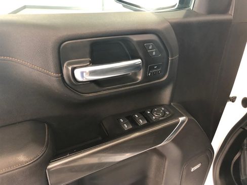 Used 2021 GMC Sierra 1500 AT4 w/ AT4 Premium Package image 6