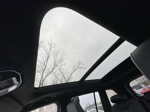 Used 2023 Jeep Grand Cherokee Summit image 21