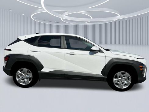 New 2026 Hyundai Kona SE AWD/4WD image 9
