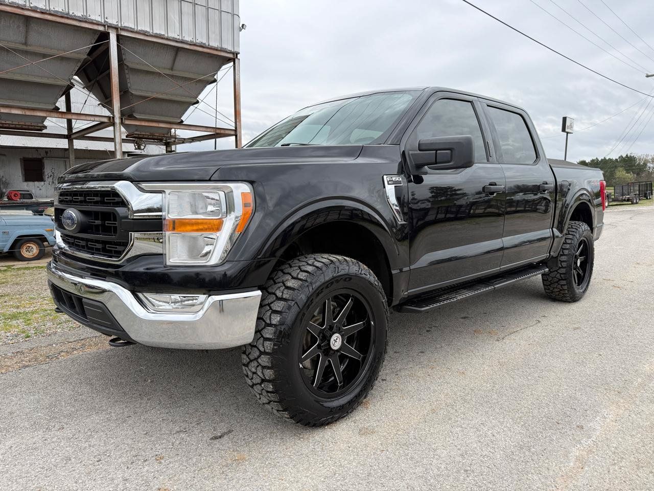Used 2022 Ford F150 XLT w/ Equipment Group 301A Mid AWD/4WD image 1
