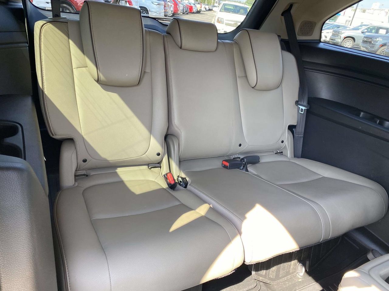 Used 2022 Honda Odyssey Elite image 15