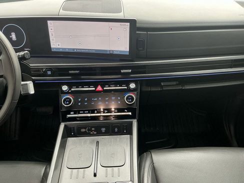 Used 2025 Hyundai Santa Fe Calligraphy image 20