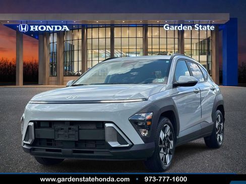 Used 2024 Hyundai Kona SEL w/ Convenience Package FWD image 1