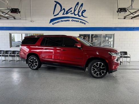 Used 2022 Chevrolet Suburban RST w/ Sport Performance Package image 1