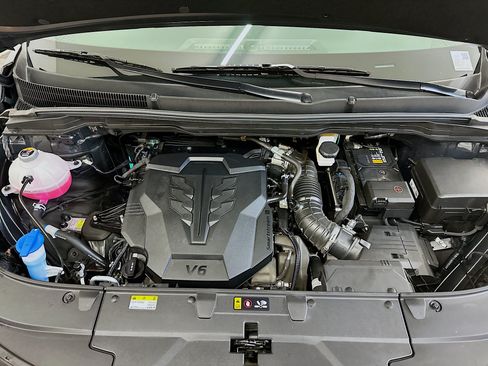 Used 2026 Kia Carnival FWD image 34