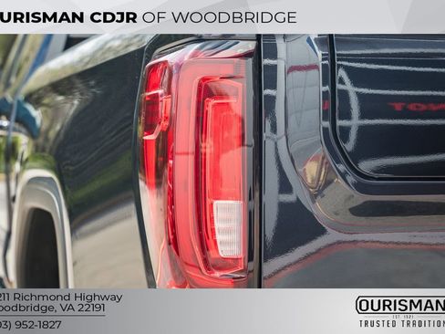 Used 2022 GMC Sierra 1500 AT4 w/ AT4 Premium Package image 9