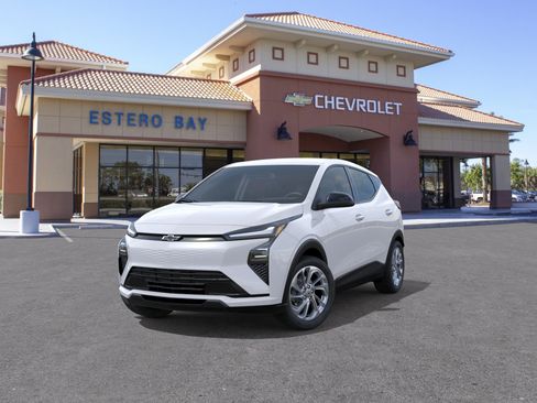 New 2027 Chevrolet Bolt LT FWD image 32