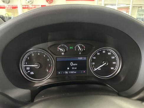 Used 2024 Buick Enclave Essence w/ Sport Touring Edition FWD image 15