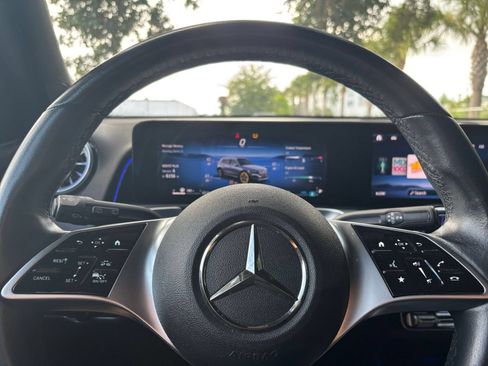 Used 2025 Mercedes-Benz GLB 250 image 30