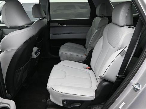 Used 2025 Hyundai Palisade SEL AWD/4WD image 12