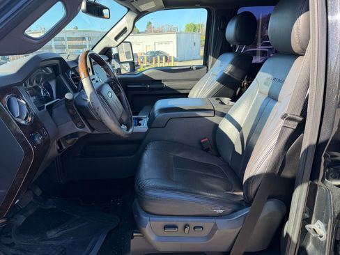 Used 2015 Ford F250 Platinum w/ FX4 Off-Road Package image 10
