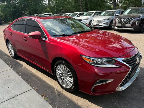Used 2016 Lexus ES 350 FWD image 4