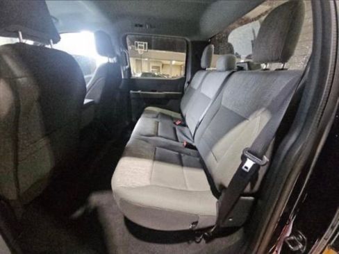 Used 2023 Ford F150 XLT image 5