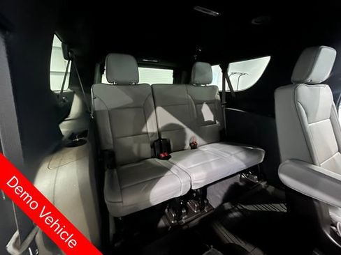 New 2026 GMC Yukon XL Elevation image 15