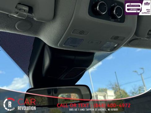 Used 2023 Ford Transit 350 XLT image 39