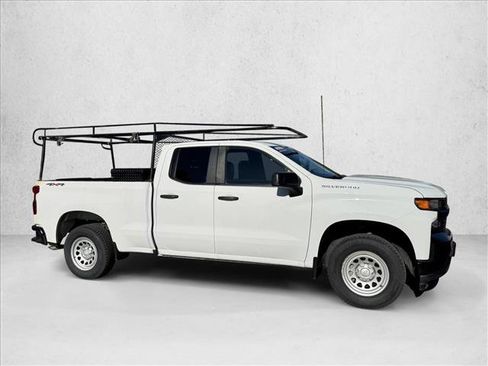 Used 2020 Chevrolet Silverado 1500 W/T w/ WT Value Package AWD/4WD image 4
