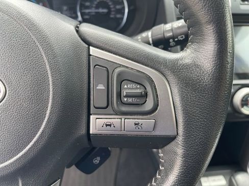 Used 2018 Subaru Forester 2.5i Touring w/ Popular Package #3B AWD/4WD image 32