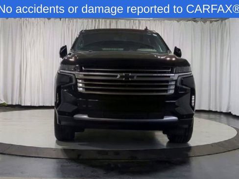 Used 2021 Chevrolet Suburban High Country w/ Premium Package image 3