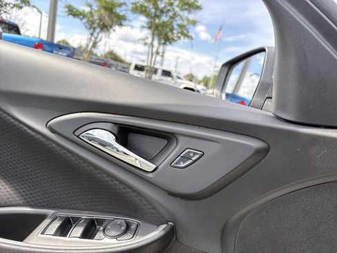 Used 2025 Chevrolet Malibu LT FWD image 14