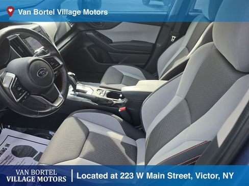 Used 2019 Subaru Crosstrek 2.0i Premium w/ Moonroof Package image 9