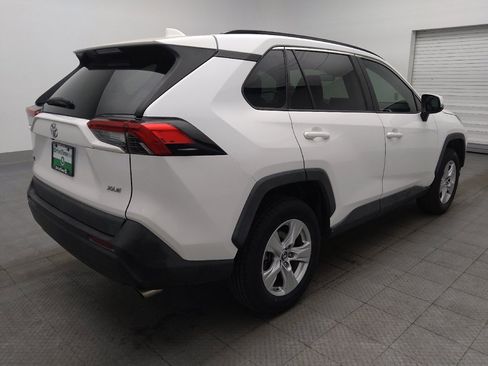 Used 2019 Toyota RAV4 XLE w/ Convenience Package image 9