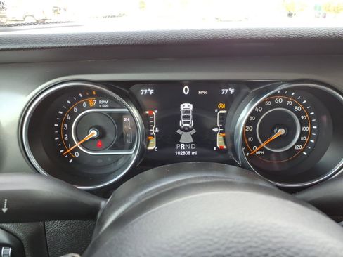 Used 2021 Jeep Wrangler Sport AWD/4WD image 19