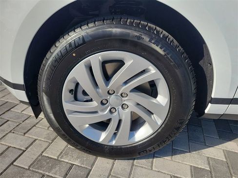 New 2026 Land Rover Range Rover Evoque S image 13