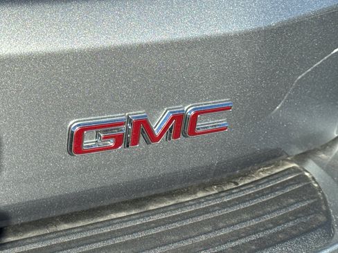 New 2026 GMC Yukon XL Denali w/ Denali Reserve Package image 13