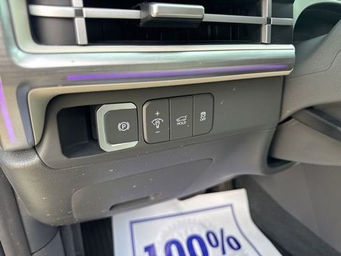 Used 2024 Hyundai Santa Fe Calligraphy image 13