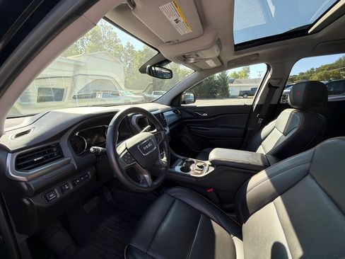 Used 2023 GMC Acadia AT4 w/ GMC Pro Grade Package AWD/4WD image 14