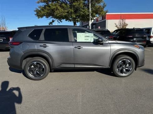 New 2026 Nissan Rogue SV image 8