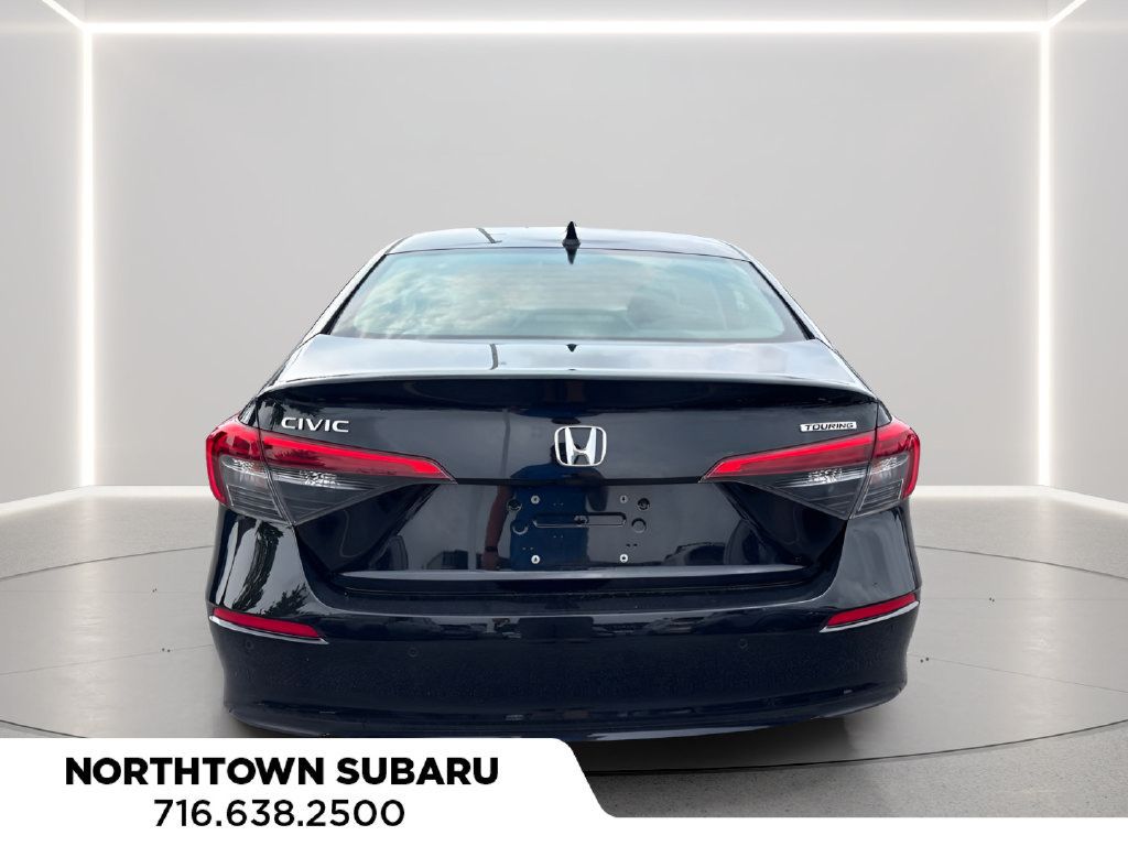 Used 2022 Honda Civic Touring image 6