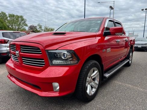 Used 2016 RAM 1500 Sport w/ Sport Premium Group AWD/4WD image 3