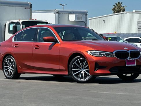 Used 2022 BMW 330i Sedan w/ Premium Package RWD image 2