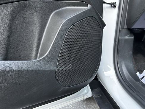 Used 2024 Chevrolet Trax LT image 12