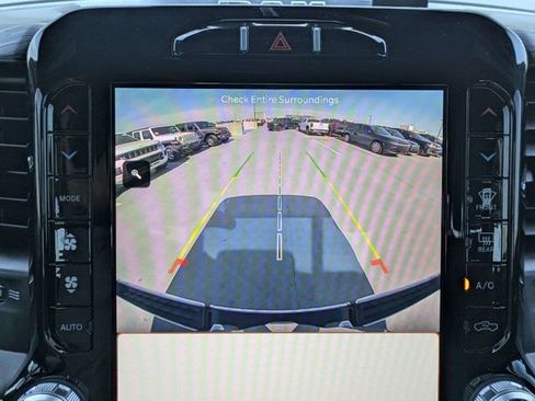Used 2024 RAM 1500 Laramie AWD/4WD image 21