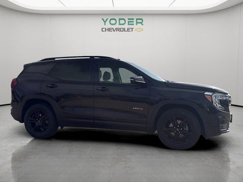 Used 2024 GMC Terrain AT4 AWD/4WD image 3