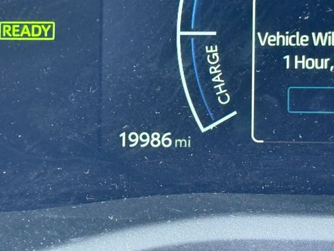Used 2025 Toyota Camry LE FWD image 22