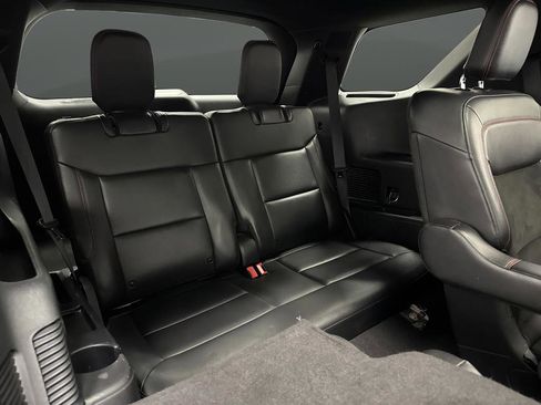 Used 2023 Ford Explorer ST-Line AWD/4WD image 32
