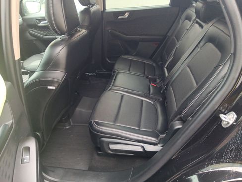 Used 2020 Ford Escape SEL image 16